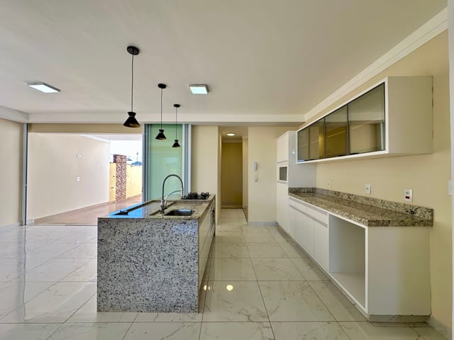 Casa com 186m² 2 quartos e 3 banheiros, à venda, no bairro Jardim Astúrias I em Piracicaba