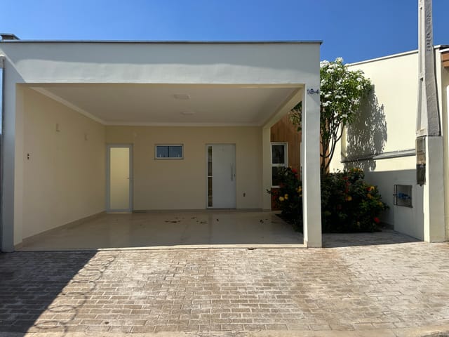 Casa com 186m² 2 quartos e 3 banheiros, à venda, no bairro Jardim Astúrias I em Piracicaba