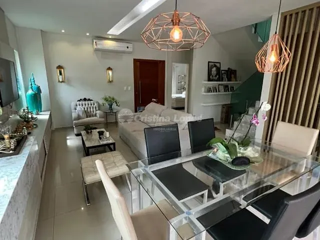 Casa com 750m² 5 quartos e 6 banheiros, à venda, no bairro Novo Uruguai em Teresina