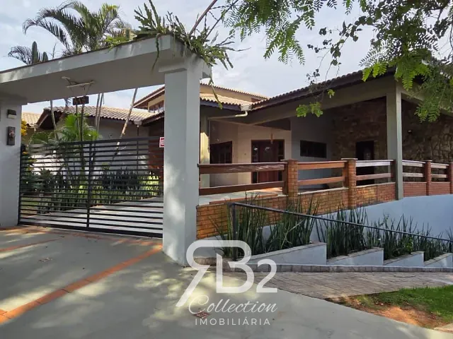Casa com 1210m² 4 quartos e 7 banheiros, à venda ou para alugar, no bairro Vista Alegre em Vinhedo