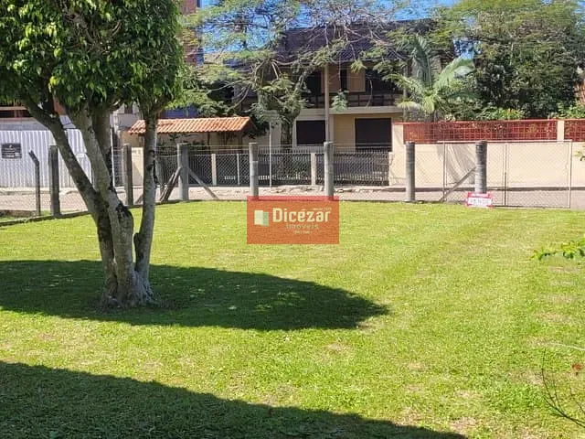 Casa com 360m² 2 quartos e 2 banheiros, à venda, no bairro ARMAÇÃO em Penha