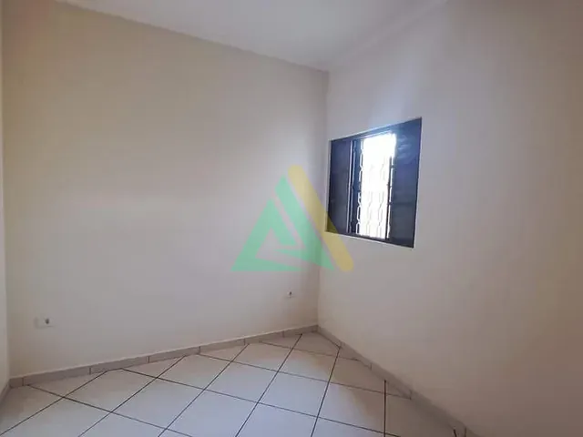 Casa com 200m², à venda, no bairro Jardim Canaã II em Mogi Guaçu