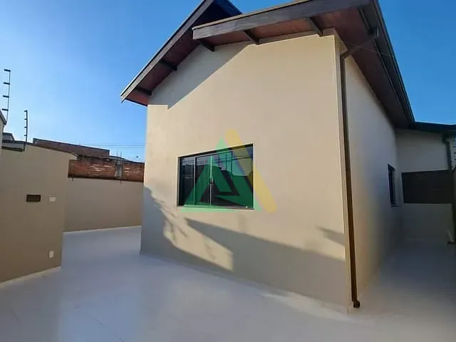 Casa com 200m², à venda, no bairro Jardim Canaã II em Mogi Guaçu