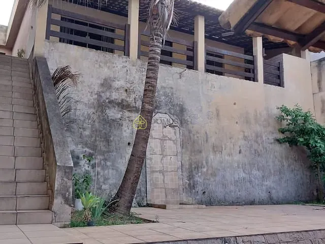 Casa com 360m² 3 quartos e 3 banheiros, à venda, no bairro Ano Bom em Barra Mansa