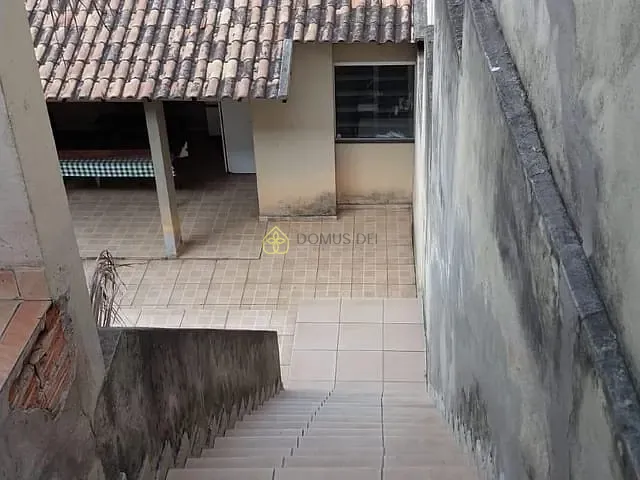 Casa com 360m² 3 quartos e 3 banheiros, à venda, no bairro Ano Bom em Barra Mansa