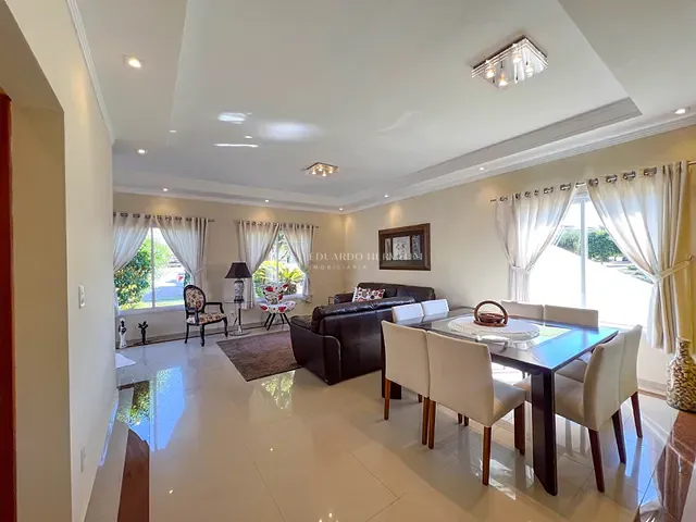 Casa 4 quartos e 6 banheiros, à venda ou para alugar, no bairro Medeiros em Jundiaí