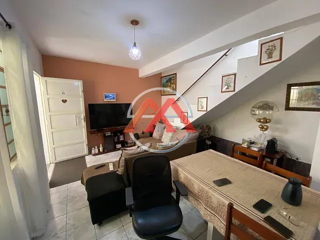 Casa 3 quartos e 2 banheiros, à venda, no bairro Parque Santa Madalena em São Paulo