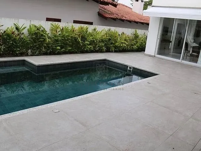 Casa 6 quartos e 6 banheiros, à venda, no bairro Jurerê Internacional em Florianópolis
