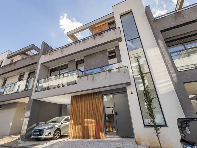 Casa com 90m² 3 quartos e 4 banheiros, à venda, no bairro Campo Comprido em Curitiba