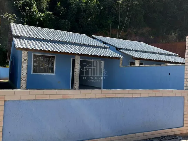 Casa com 210m² 2 quartos e 2 banheiros, à venda, no bairro Baía Branca (Guia de Pacobaíba) em Magé