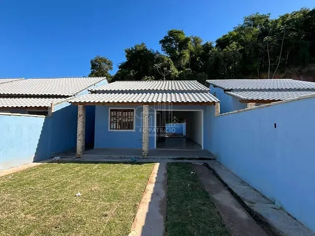 Casa com 210m² 2 quartos e 2 banheiros, à venda, no bairro Baía Branca (Guia de Pacobaíba) em Magé
