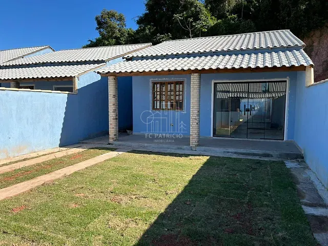 Casa com 210m² 2 quartos e 2 banheiros, à venda, no bairro Baía Branca (Guia de Pacobaíba) em Magé