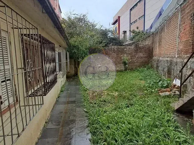Casa 3 quartos e 1 banheiro, à venda, no bairro Centro em Pelotas