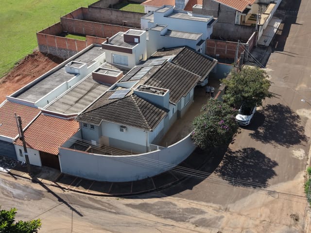Casa 3 quartos e 1 banheiro, à venda, no bairro Jardim Rezek IV em Artur Nogueira