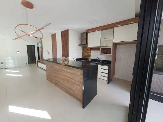 Casa com 270m² 5 quartos e 5 banheiros, à venda, no bairro Recanto Maravilha III em Santana de Parnaíba