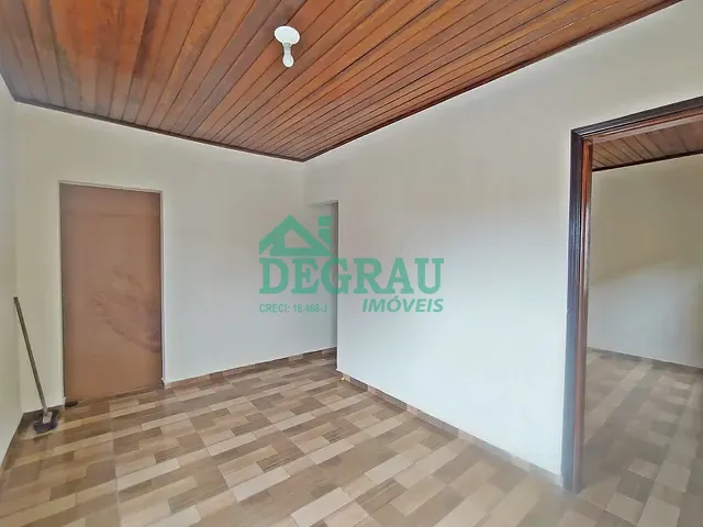 Casa 3 quartos e 1 banheiro, à venda, no bairro Vila São José em Itapeva