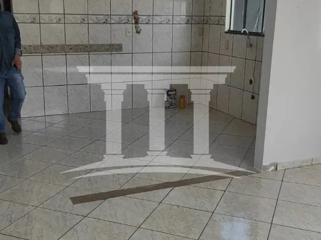 Casa com 130m² 3 quartos e 1 banheiro, para alugar, no bairro Jardim das Palmeiras em Lucas do Rio Verde