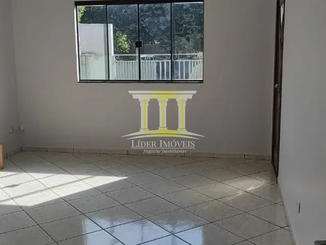 Casa com 130m² 3 quartos e 1 banheiro, para alugar, no bairro Jardim das Palmeiras em Lucas do Rio Verde
