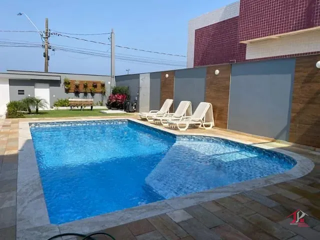Casa 5 quartos e 5 banheiros, à venda, no bairro Centro em Itanhaém