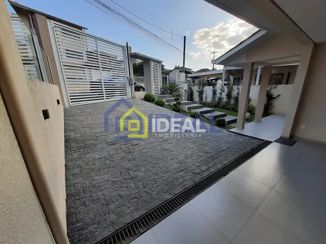 Casa 2 quartos e 3 banheiros, à venda, no bairro Cinquentenário em Concórdia