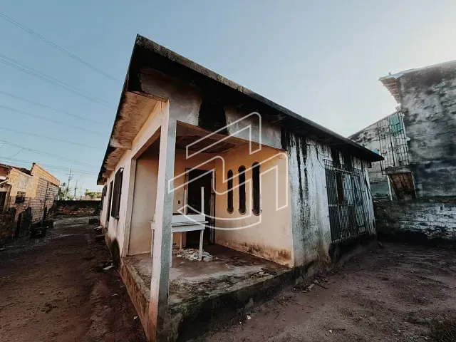 Casa com 425m², para alugar, no bairro Quarenta Horas (Coqueiro) em Ananindeua