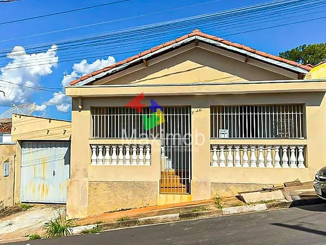 Casa com 400m² 3 quartos e 1 banheiro, à venda, no bairro Vila Bazani em Itapira
