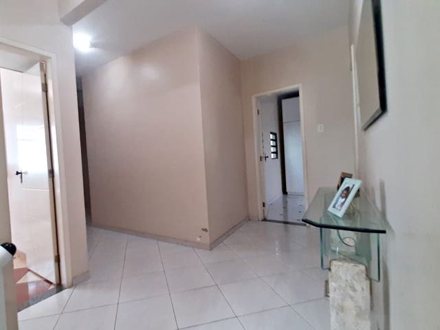 Casa com 372m² 4 quartos e 3 banheiros, à venda, no bairro Realengo em Rio de Janeiro