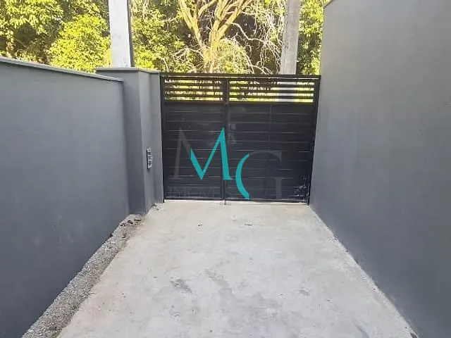 Casa 2 quartos e 1 banheiro, à venda, no bairro Campo Grande em Rio de Janeiro