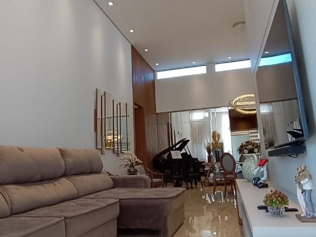 Casa com 252m² 3 quartos e 2 banheiros, à venda, no bairro Residencial Morada das Flores em Cambé