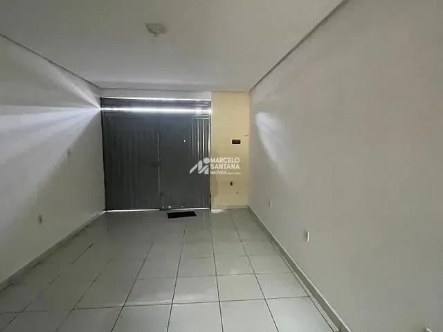 Casa 2 quartos e 1 banheiro, para alugar, no bairro Felícia em Vitória da Conquista