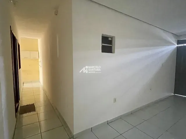 Casa 2 quartos e 1 banheiro, para alugar, no bairro Felícia em Vitória da Conquista