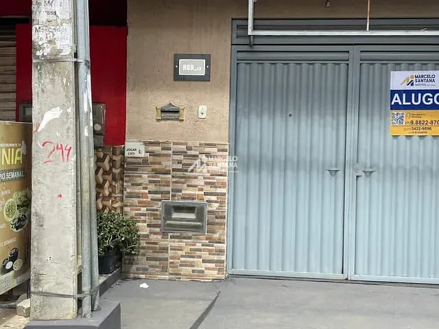 Casa 2 quartos e 1 banheiro, para alugar, no bairro Felícia em Vitória da Conquista