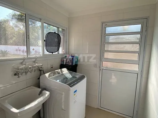 Casa com 840m² 3 quartos e 3 banheiros, à venda, no bairro NINHO VERDE II em Pardinho