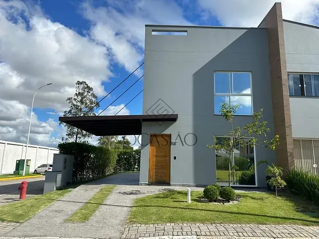 Casa 3 quartos e 3 banheiros, à venda, no bairro São Judas Tadeu em Balneário Camboriú