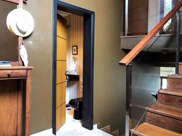 Casa com 500m² 3 quartos e 5 banheiros, à venda, no bairro Condomínio Golf Garden em Carapicuíba