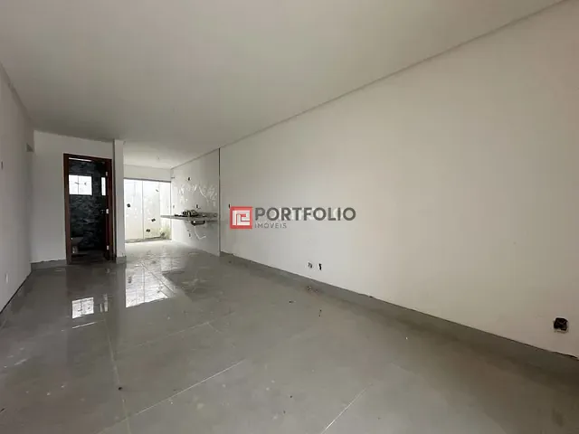 Casa com 125m² 3 quartos e 2 banheiros, à venda, no bairro Jardim Balneário Meia Ponte em Goiânia