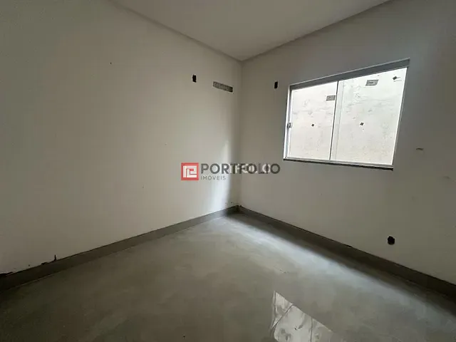 Casa com 125m² 3 quartos e 2 banheiros, à venda, no bairro Jardim Balneário Meia Ponte em Goiânia