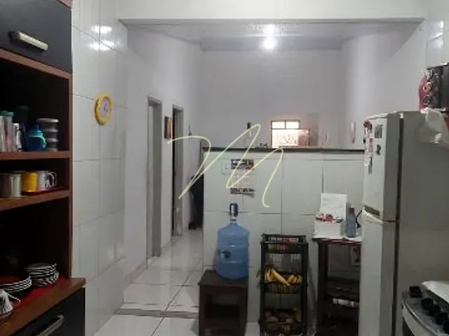Casa 3 quartos e 2 banheiros, à venda, no bairro Hernani Sá em Ilhéus