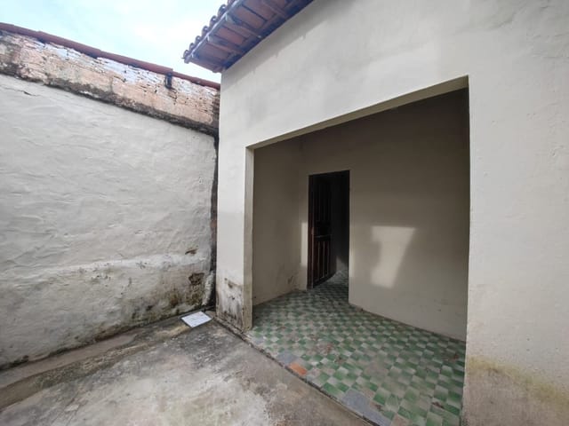 Casa com 70m² 1 quarto e 1 banheiro, para alugar, no bairro João XXIII em Fortaleza