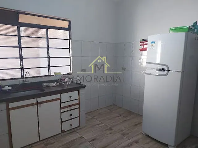 Casa com 200m² 2 quartos e 2 banheiros, à venda, no bairro Parque dos Municípios II em Guaxupé
