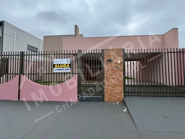 Casa 3 quartos e 2 banheiros, para alugar, no bairro Sucupira em Chapadão do Sul