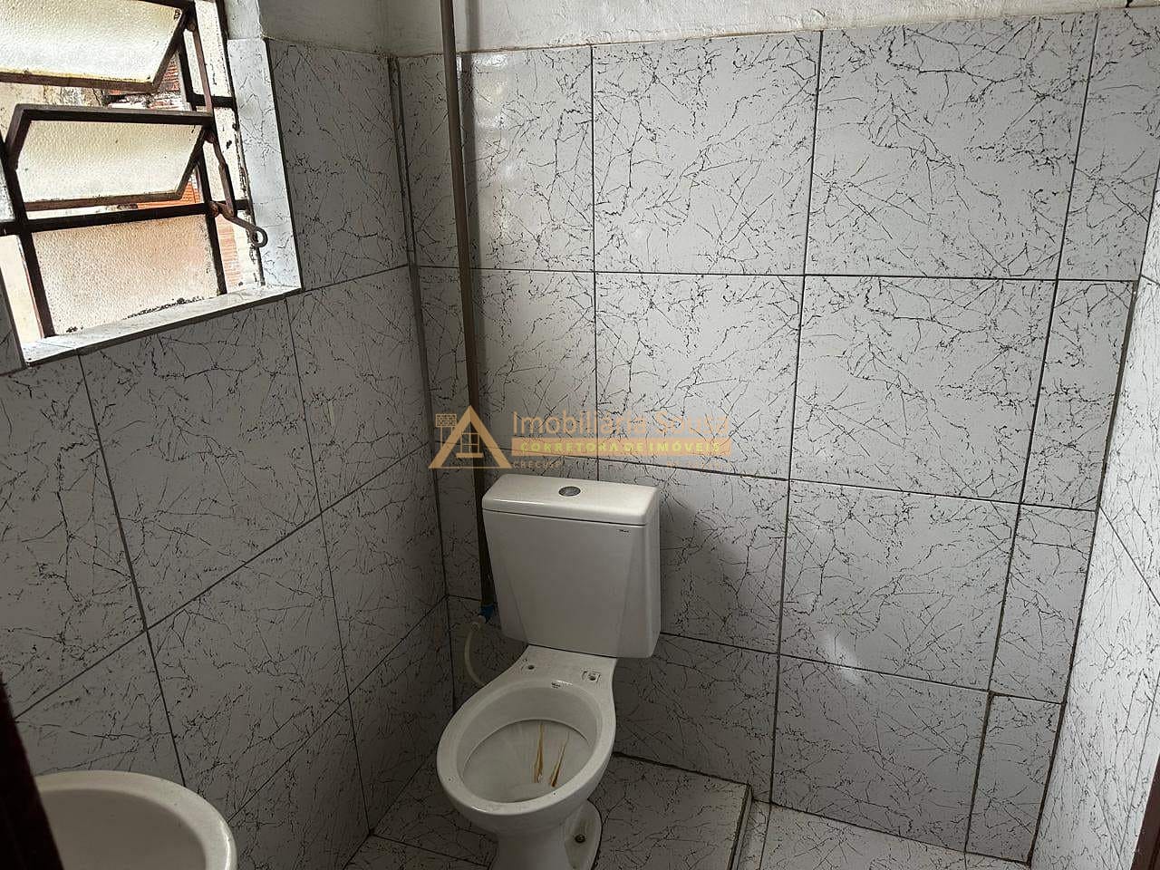 Casa à venda com 4 quartos, 138m² - Foto 8