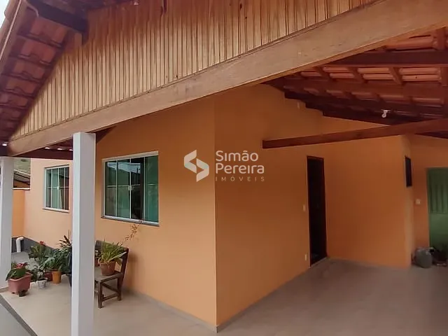 Casa com 134m² 2 quartos e 2 banheiros, à venda, no bairro Balança em Simão Pereira