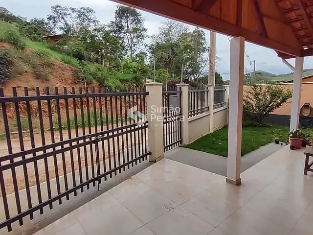 Casa com 134m² 2 quartos e 2 banheiros, à venda, no bairro Balança em Simão Pereira