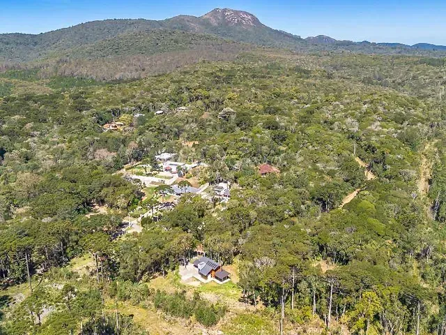 Casa com 175m² 3 quartos e 3 banheiros, à venda, no bairro Campininha em Quatro Barras