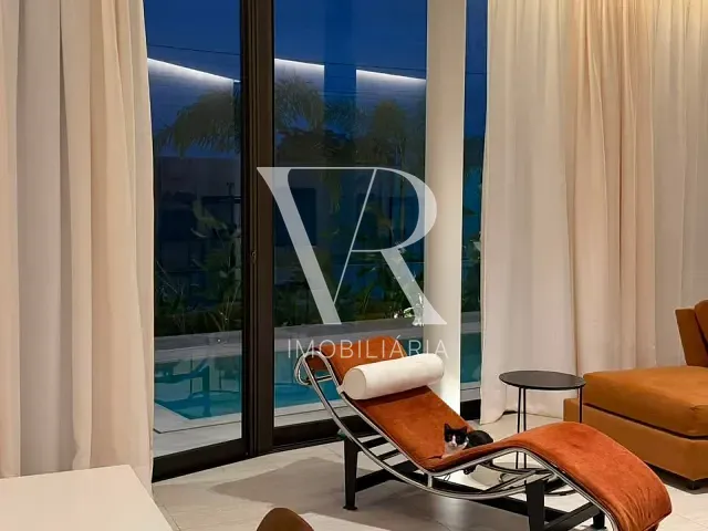 Casa 5 quartos e 6 banheiros, à venda, no bairro Intermares em Cabedelo