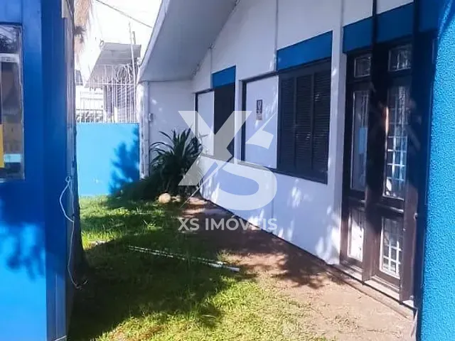 Casa com 195m², para alugar, no bairro Parolin em Curitiba