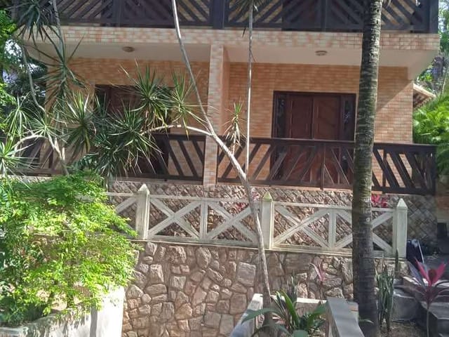 Casa com 450m² 2 quartos e 3 banheiros, à venda, no bairro Loteamento Extensão do Serramar em Rio das Ostras