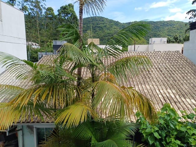 Casa 3 quartos e 3 banheiros, à venda, no bairro Ressacada em Itajaí