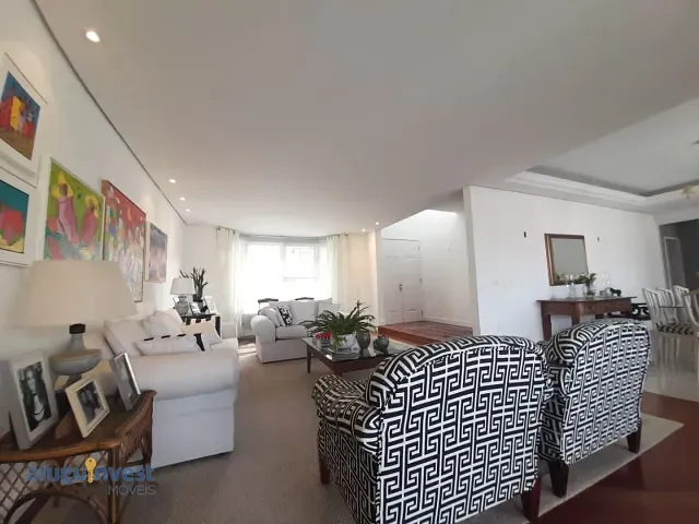 Casa com 500m² 3 quartos e 4 banheiros, à venda, no bairro João Paulo em Florianópolis